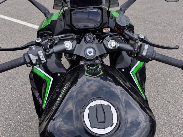 2023 Kawasaki Ninja 1000 SX, чёрный, 1500000 рублей - вид 4