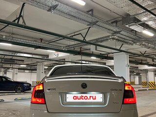 2011 Skoda Octavia DSG7 II (A5) Рестайлинг, белый, 1300000 рублей, вид 3
