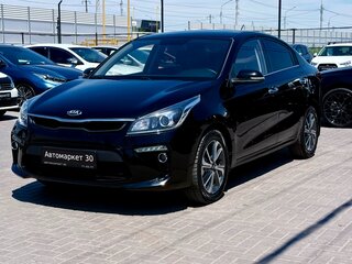 2020 Kia Rio IV, чёрный, 1469990 рублей, вид 3