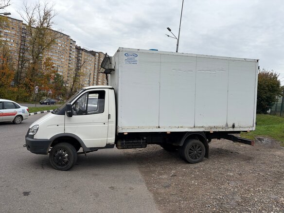 2011 ГАЗ ГАЗель (3302), белый, 860000 рублей - вид 4