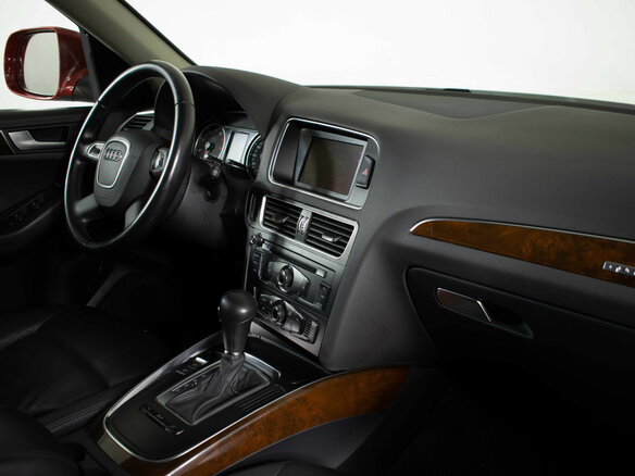 2011 Audi Q5 I (8R), красный - вид 9