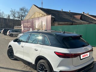 2022 Audi Q5 e-tron 40, белый, 5550000 рублей, вид 3