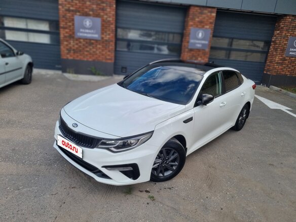 2020 Kia Optima IV Рестайлинг, белый - вид 34
