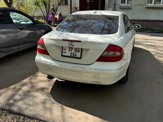 2007 Mercedes-Benz CLK-Класс 350 II (W209) Рестайлинг, белый, 650000 рублей, вид 2
