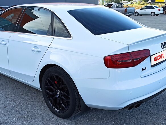 2012 Audi A4 IV (B8) Рестайлинг, белый, 1400000 рублей - вид 7