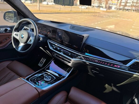 2023 BMW X7 40d I (G07) Рестайлинг, чёрный, 8400000 рублей - вид 11