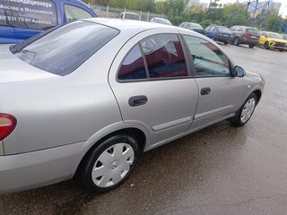2005 Nissan Almera II (N16) Рестайлинг, белый, 300000 рублей, вид 4