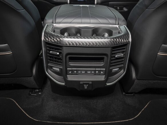 2026 Ram 1500 Crew Cab V Рестайлинг, белый, 10814927 рублей - вид 29