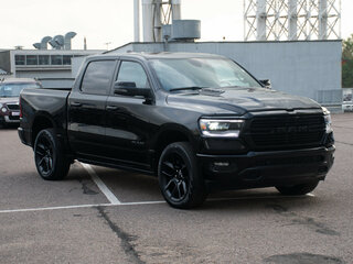 2023 Ram 1500 Crew Cab eTorque V, чёрный, 8722890 рублей, вид 4