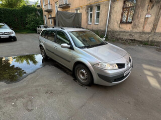 2007 Renault Megane II Рестайлинг, серебристый, 520000 рублей, вид 2