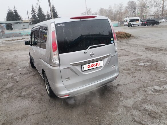 2010 Nissan Serena IV (C26), серый, 1050000 рублей - вид 3