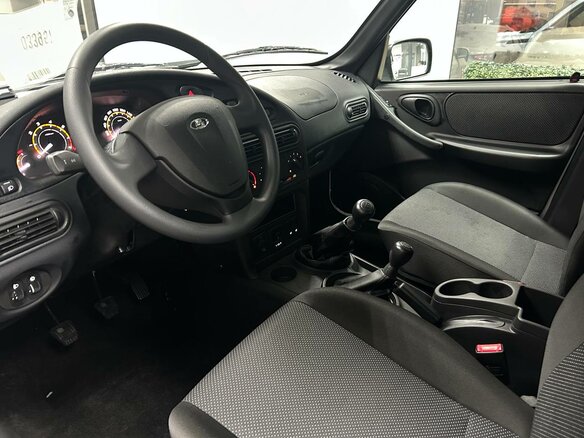 2026 Lada (ВАЗ) Niva Travel I Рестайлинг, коричневый, 1623000 рублей - вид 5