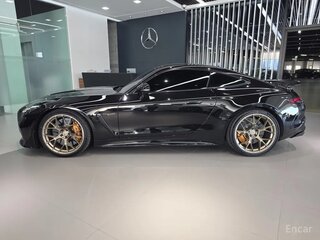 2026 Mercedes-Benz AMG GT 63 S E Performance II, чёрный, 29999666 рублей, вид 4