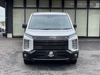 2024 Mitsubishi Delica D:5 I Рестайлинг, белый, 3000000 рублей, вид 2