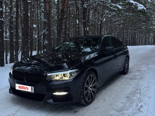 2018 BMW 5 серии 520i VII (G30/G31/G38), чёрный, 3000000 рублей, вид 2