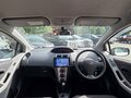 2010 Toyota Vitz II (XP90), серый, 419000 рублей - вид 6