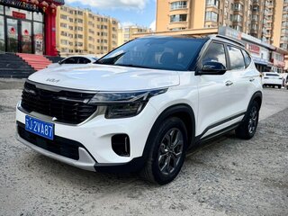 2022 Kia Seltos I Рестайлинг, белый, 1650000 рублей, вид 2