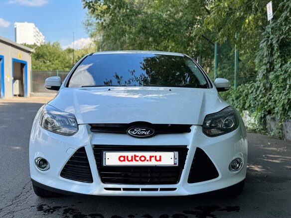 2014 Ford Focus III, белый - вид 7