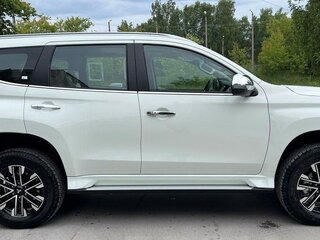 2023 Mitsubishi Montero Sport III Рестайлинг, белый, 5700000 рублей, вид 2
