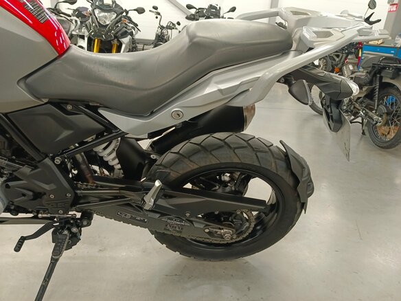 2018 BMW G 310 GS, красный, 440000 рублей - вид 15