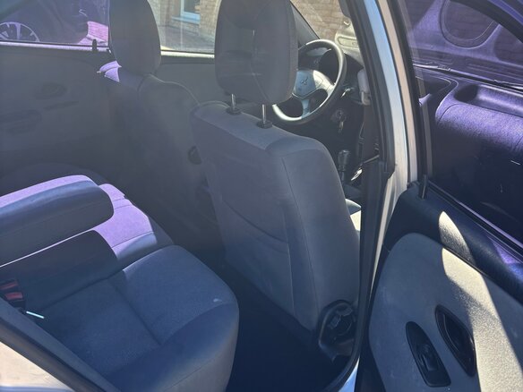 2003 Mitsubishi Carisma I Рестайлинг, серебристый, 190000 рублей - вид 7
