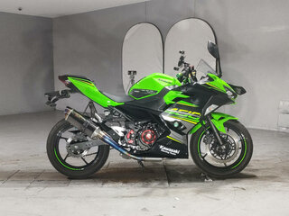 Kawasaki Ninja 400