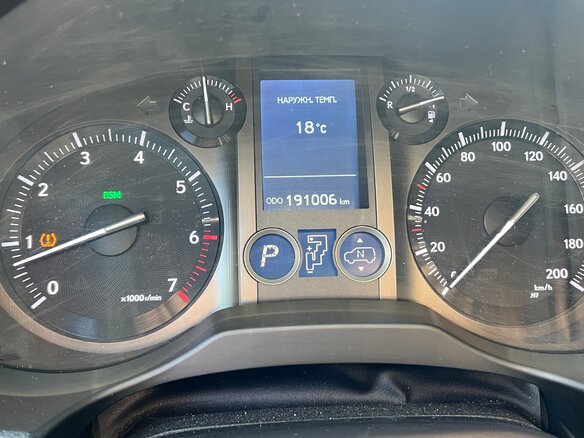 2016 Lexus GX 460 II Рестайлинг, чёрный, 5000000 рублей - вид 8