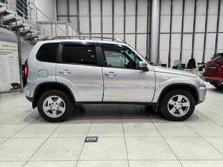 2012 Chevrolet Niva I Рестайлинг, серый, 450000 рублей, вид 4