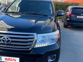 2013 Toyota Land Cruiser 200 Series Рестайлинг 1, чёрный, 3500000 рублей, вид 1