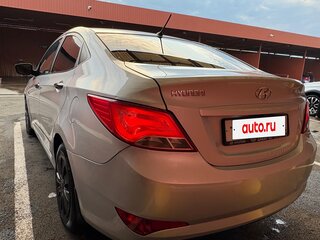 2015 Hyundai Solaris I Рестайлинг, серебристый, 760000 рублей, вид 5
