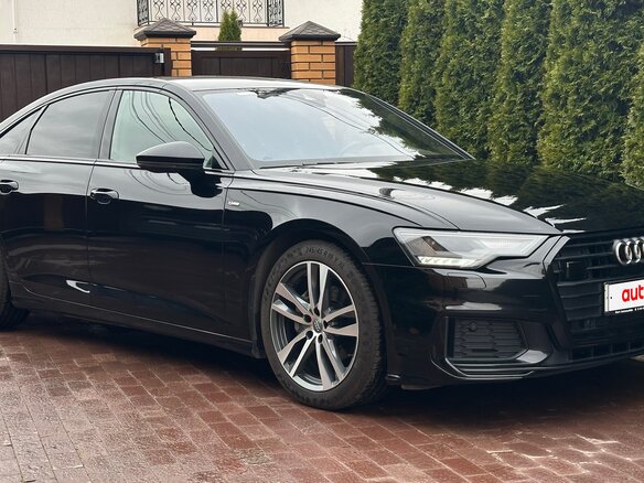 2020 Audi A6 40 TDI V (C8), чёрный, 4200000 рублей - вид 2