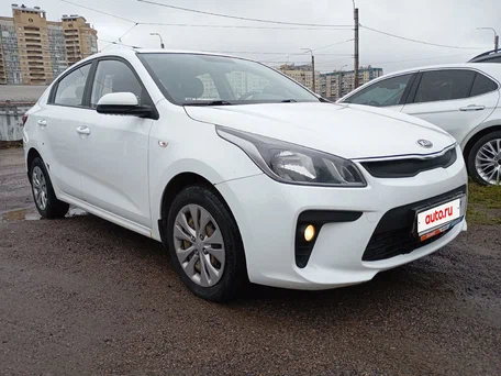 2018 Kia Rio IV, белый, 1056000 рублей, вид 2