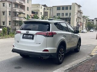 2019 Toyota RAV4 IV (XA40) Рестайлинг, белый, 1960000 рублей, вид 4