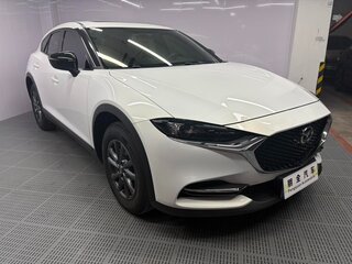 2022 Mazda CX-4 I Рестайлинг, белый, 1917000 рублей, вид 3