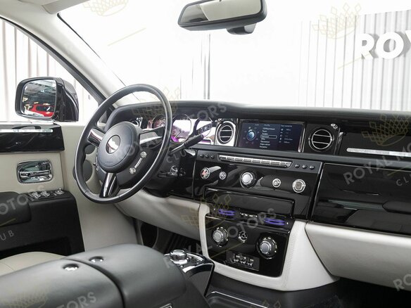 2016 Rolls-Royce Phantom Long Extended VII Рестайлинг (Series II), чёрный, 21700000 рублей - вид 8
