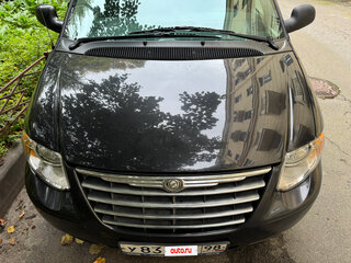 2004 Chrysler Town & Country IV Рестайлинг, чёрный, 790000 рублей, вид 3