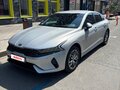 2021 Kia K5 III, серебристый, 2550000 рублей