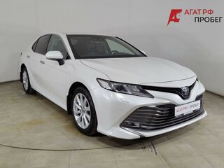 2020 Toyota Camry VIII (XV70), белый, 2769000 рублей, вид 1