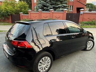 2013 Volkswagen Golf VII, чёрный, 870000 рублей, вид 4