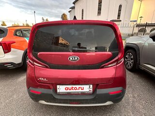 2020 Kia Soul III, красный, 1900000 рублей, вид 3