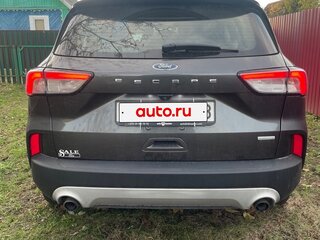 2019 Ford Escape IV, серый, 1370000 рублей, вид 3