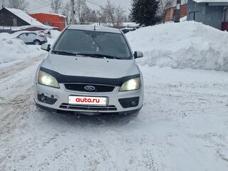 2007 Ford Focus II Рестайлинг, серебристый, 530000 рублей, вид 1