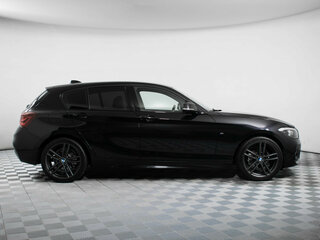2018 BMW 1 серии 118i II (F20/F21) Рестайлинг 2, чёрный, 2077000 рублей, вид 4