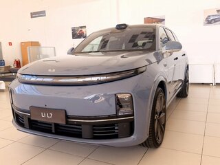 2026 Li Auto (Lixiang) L7 52.3 kWh I Рестайлинг, серый, 10690000 рублей, вид 2