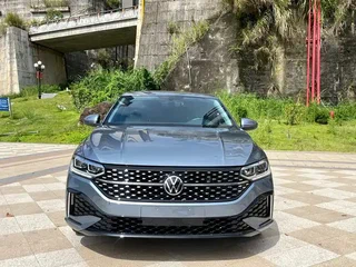 2022 Volkswagen Lavida III Рестайлинг, серый, 1779000 рублей, вид 2