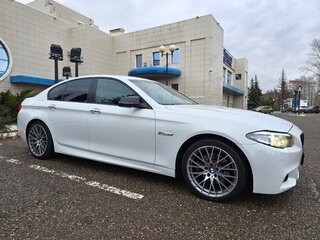 2014 BMW 5 серии 520d VI (F10/F11/F07) Рестайлинг, белый, 1300000 рублей, вид 3