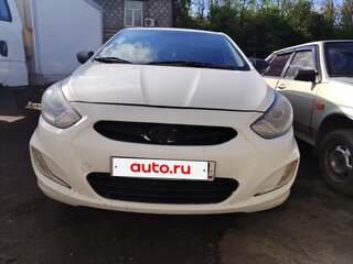 2013 Hyundai Solaris I, белый, 450000 рублей, вид 2