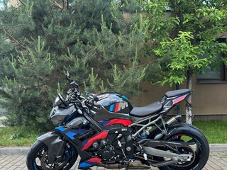 2025 BMW M 1000 R, чёрный, 2600000 рублей, вид 3