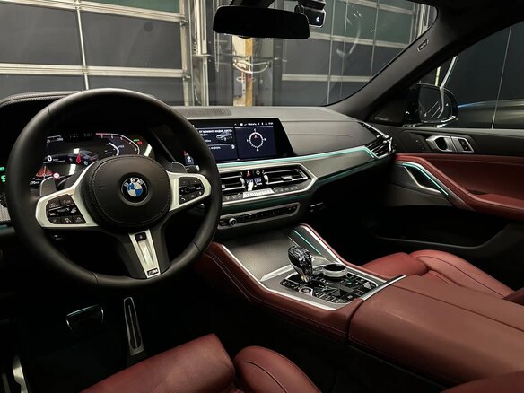 2020 BMW X6 40i III (G06), коричневый, 8190000 рублей - вид 16