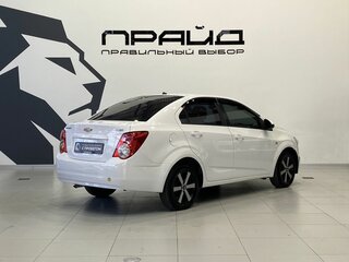 2012 Chevrolet Aveo II, белый, 549900 рублей, вид 4